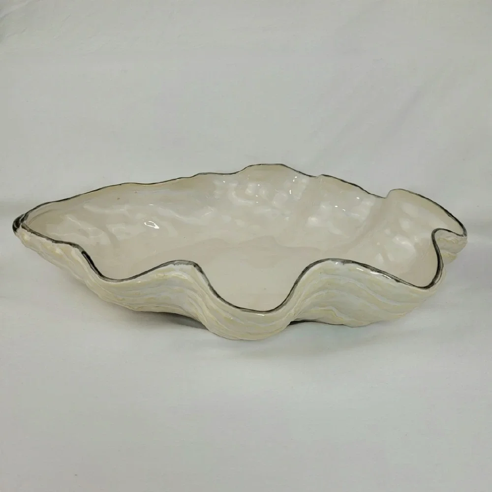 Pottery Barn Under the Sea Clam Shell Serving Bowl Cream Ceramic Coastal Decor